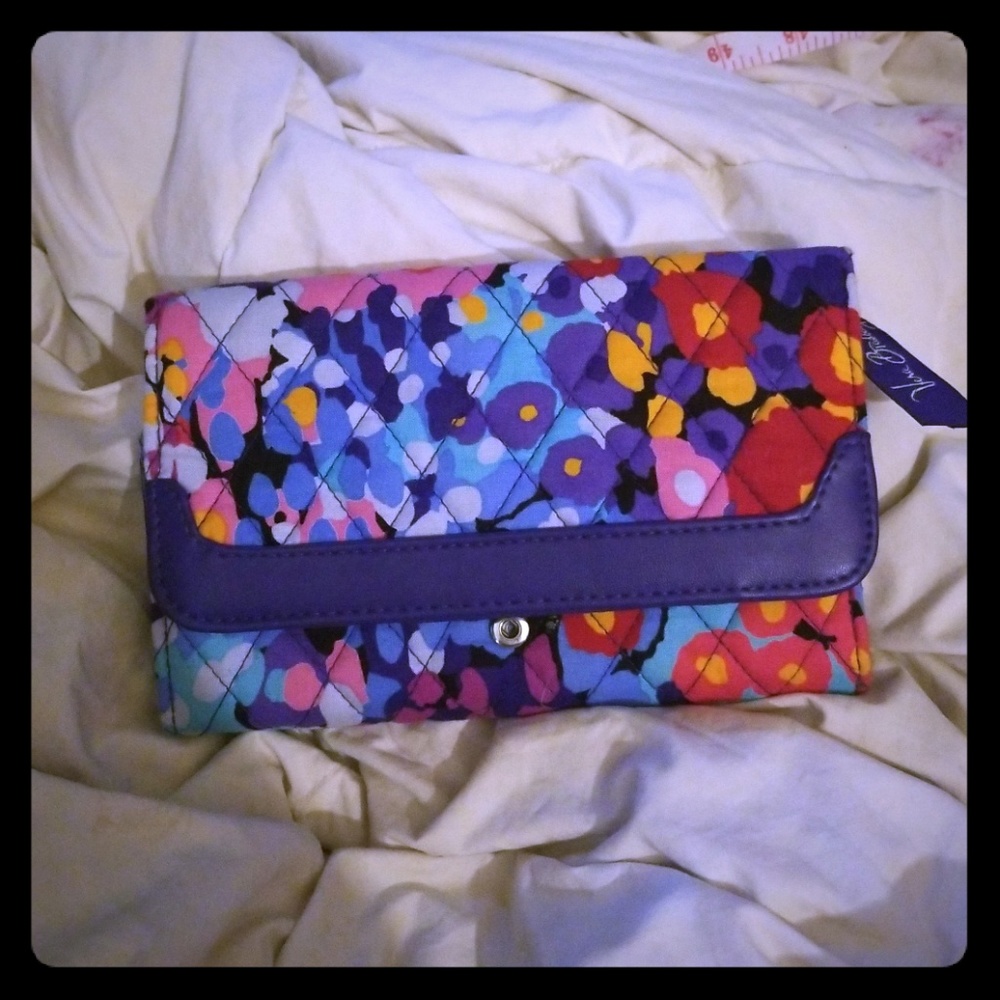 Bundle Alert Vera Bradley Trifold Wallet